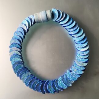 COLLIER SPIRALE BLEU MOUCHETTE 1